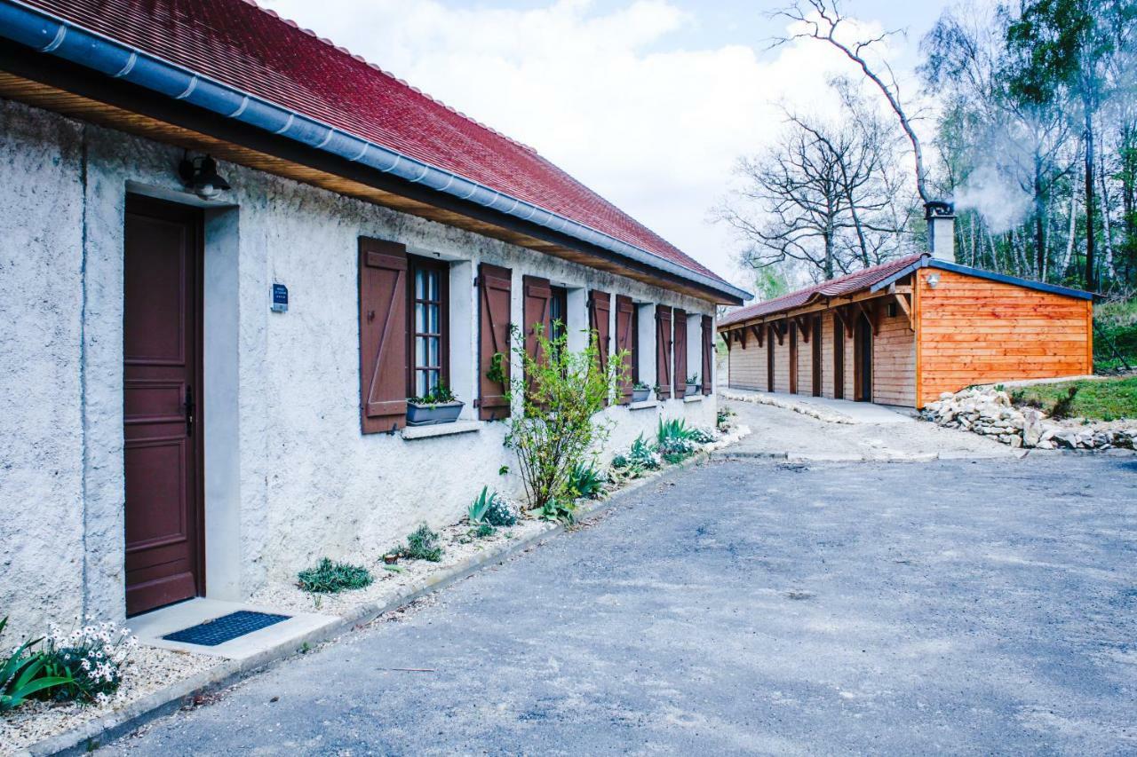 Mont-Notre-Dame Le Lodge Des Bruyeres מראה חיצוני תמונה